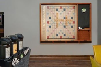 Scholar Morgantown, Tapestry Collection by Hilton