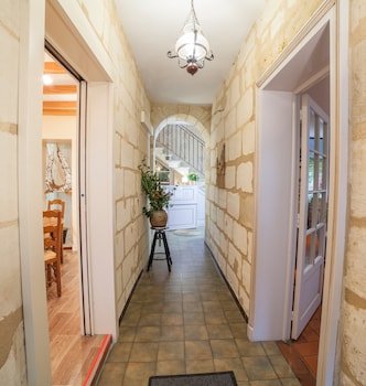 Auberge Du Porche