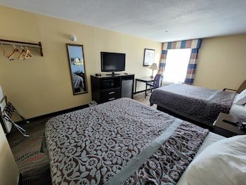 Days Inn by Wyndham Springfield