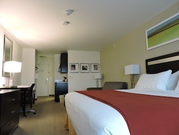 Holiday Inn Express & Suites Montgomery