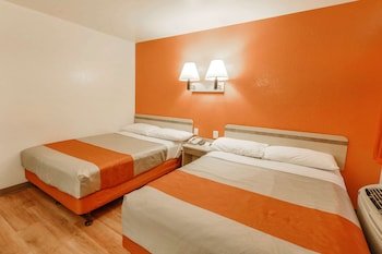 Motel 6 Huntsville