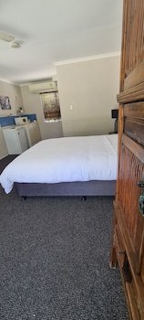 Bramston Beach Motel