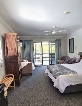 Bramston Beach Motel