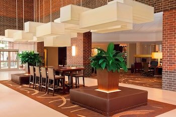 Sheraton Indianapolis Hotel at Keystone Crossing