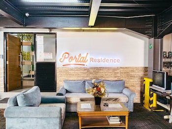 OYO 115 Portal Residence