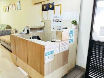 OYO 115 Portal Residence