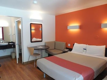 Motel 6 San Diego - Chula Vista