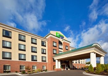 Holiday Inn Express Hotel & Suites Detroit - Utica