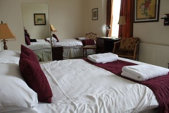 Alyth Hotel