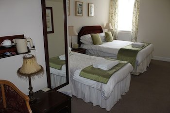 Alyth Hotel