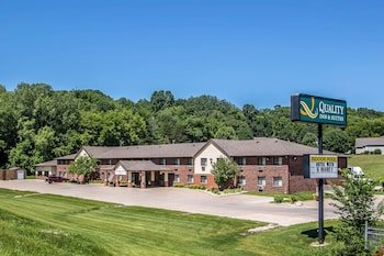 Quality Inn & Suites Decorah
