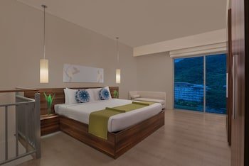 Pico Sands Hotel