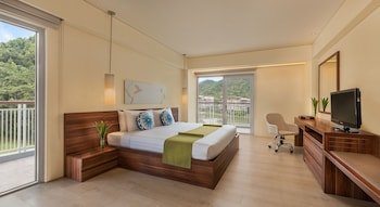 Pico Sands Hotel