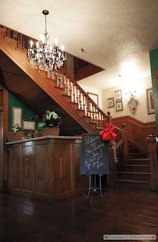Woodbine Hotel and Restaurant