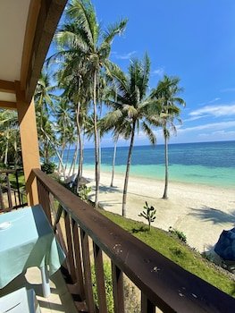 Anda White Beach Resort