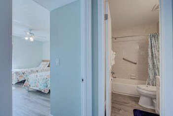 Runaway Bay Condominiums by Anna Maria Island Beach Rentals