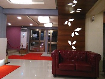 Nirvana Inn