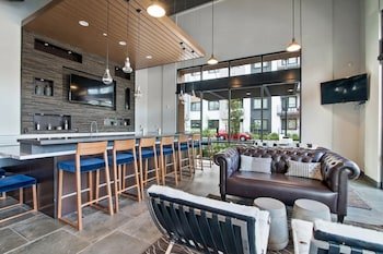 Anton Menlo Park by Global Luxury Suites