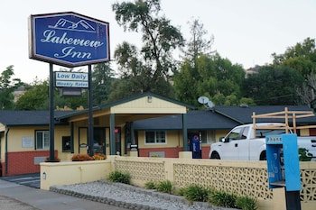 Lakeview Inn