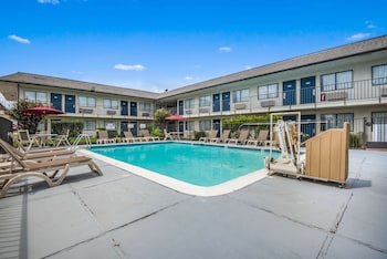 Motel 6 College Station - Bryan