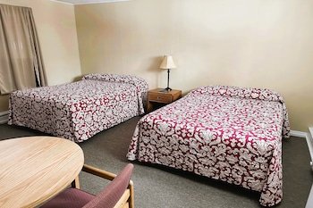Love Hotels Timberline at Lake Superior MI