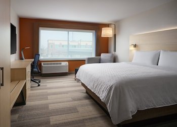 Holiday Inn Express & Suites Lockport