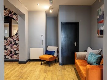 Coastal Park Accommodation & Grill