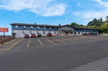 Econo Lodge Madison