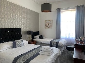 Gordon Arms Hotel