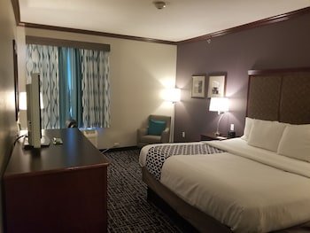 La Quinta Inn & Suites by Wyndham Lindale