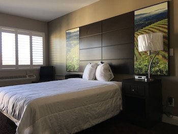 Vallejo Inn