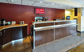 Red Roof Inn Louisville East Hurstbourne