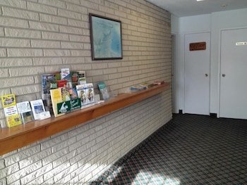 Milestone Motel