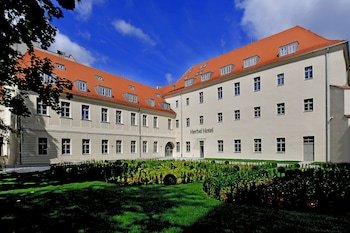 Herbal Hotel