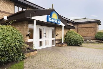 Days Inn by Wyndham Abington M74