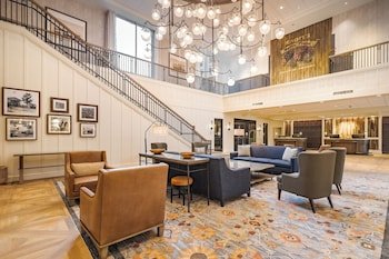 Knott's Berry Farm Hotel