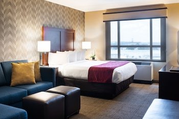 Comfort Inn & Suites Logan International Airport