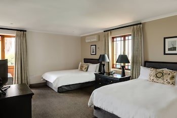 Protea Hotel George King George