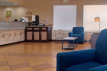 Quality Inn And Suites Airport
