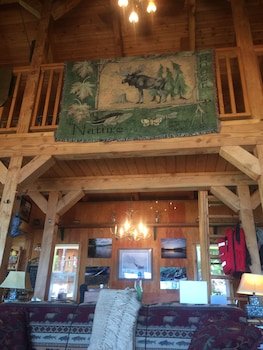 Eagle's Wings Wilderness Retreat
