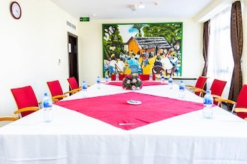Holiday Inn Dar es Salam