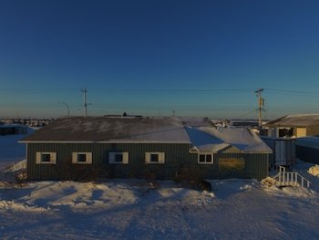 Iceberg Inn