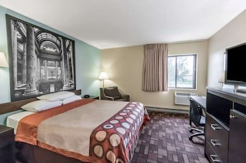 Super 8 by Wyndham Luverne I90