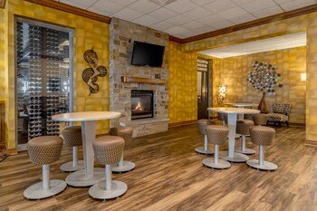 The El Rancho Hotel
