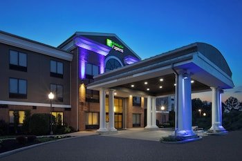 Holiday Inn Express & Suites Kent State University