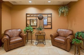 Holiday Inn Express & Suites Kent State University