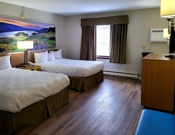 Days Inn and Suites by Wyndham Downtown Missoula-University