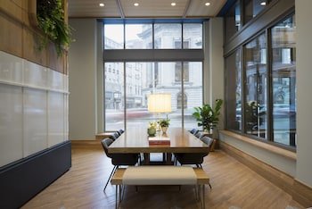 Kimpton Schofield Hotel