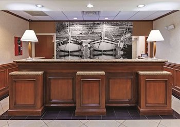 La Quinta Inn & Suites by Wyndham Corpus Christi-N Padre Isl