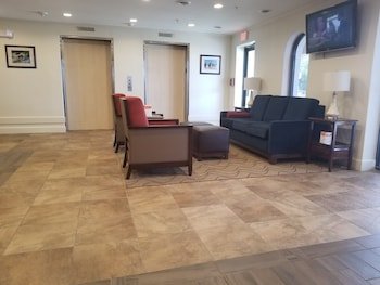 Quality Inn & Suites Oceanblock